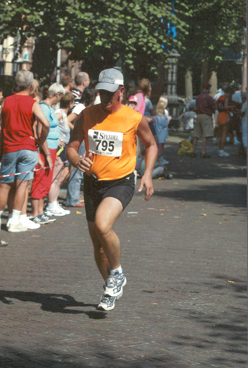 Vlak voor de finish bij de Vlietloop